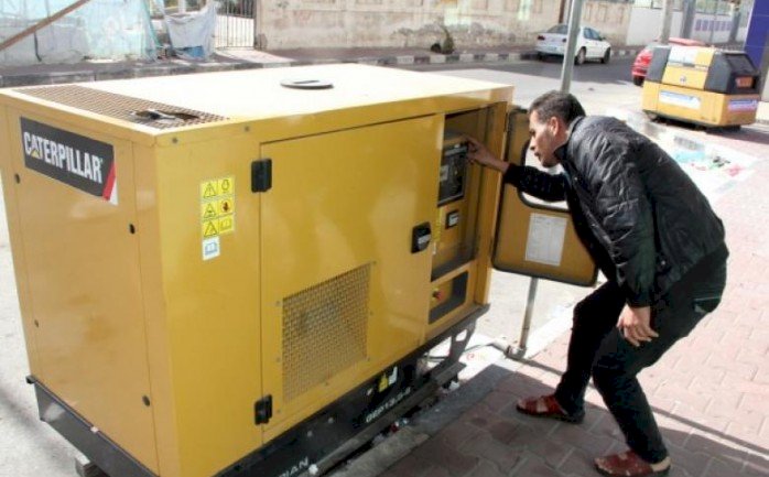 صورة أرشيفية لمولدات الكهرباء الشوارع