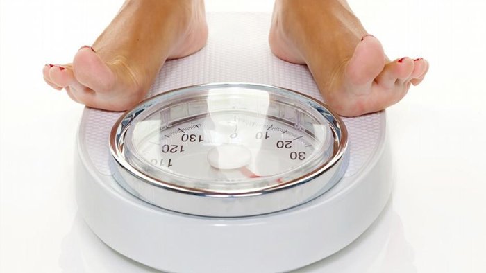 مطعم صيني يجبر زبائنه على وزن أنفسهم قبل الدخول