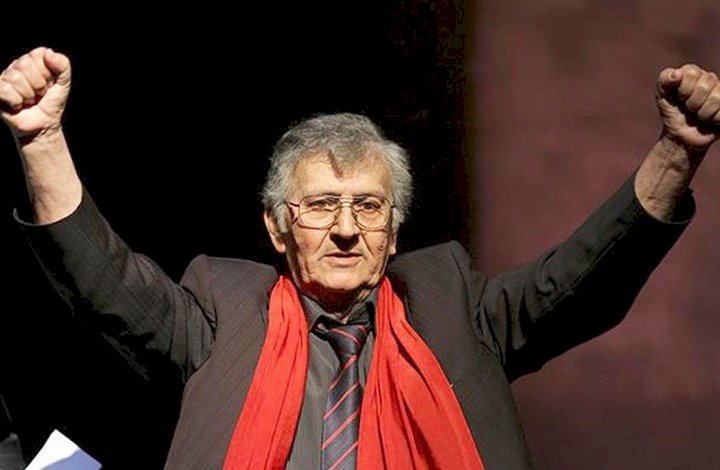 الشاعر الفلسطيني سميح القاسم شاعر القضية وثالوث المقاومة الفلسطينية 