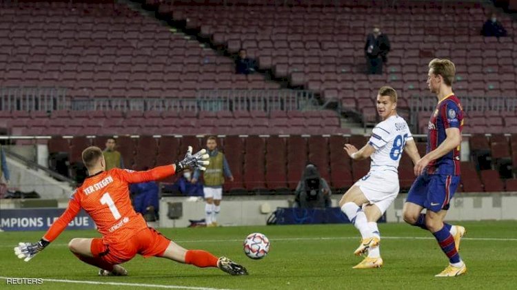 تير شتيغن أنقذ فريقه من هدفين على الأقل