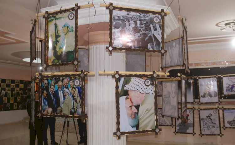رفح: جانب من معرض صور احياء ذكرى الـ16 لاستشهاد الزعيم ياسر عرفات 