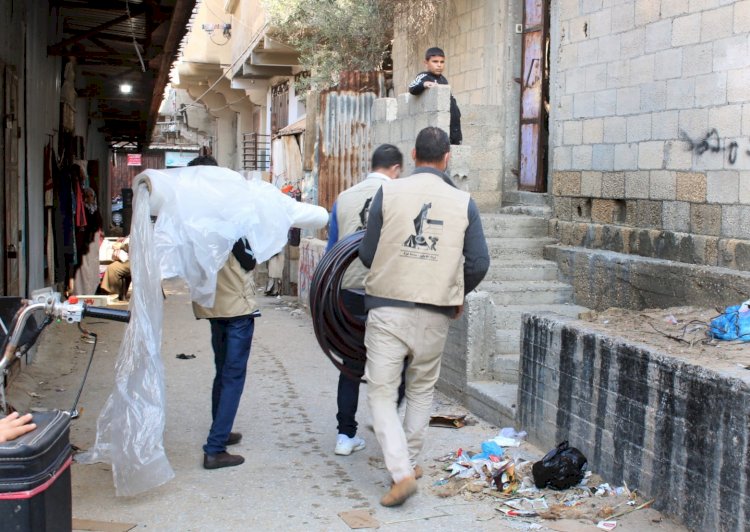 برنامج اغاثي تحت عنوان دائما معكم