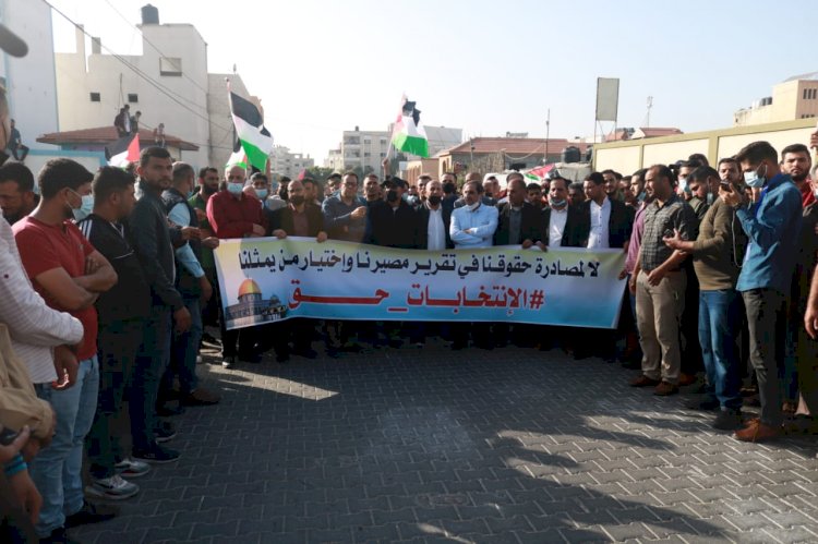 التيار الاصلاحي الديمقراطي لحركة فتح بمحافظة الشمال  ينظم مسيرة احتجاجية رفضا لقرار تأجيل الانتخابات