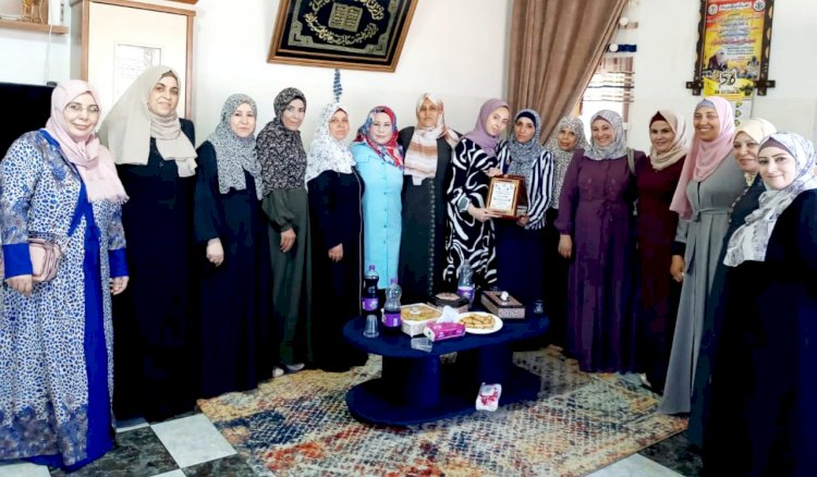 مجلس المرأة في حركة فتح فى محافظة رفح يزور عدد من الطلبة الناجحين في الثانوية العامة