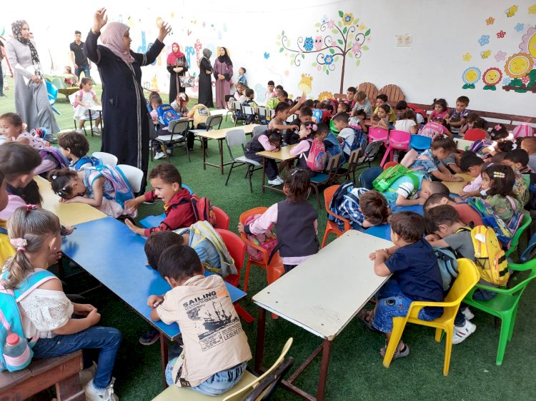 استكملت لجنة رياض الأطفال بمجلس المرأة في حركة فتح اليوم ، أنشطتها الترفيهية وزياراتها الميدانية لرياض الأطفال بقاطعي الشهيد صلاح خلف والشهداء الستة بمحافظة الشمال  .