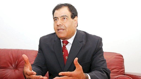 الطبيب الفلسطيني عز الدين أبو العيش 