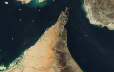 ترامب ينشر خريطة لمضيق هرمز ويطلق عليه اسمه