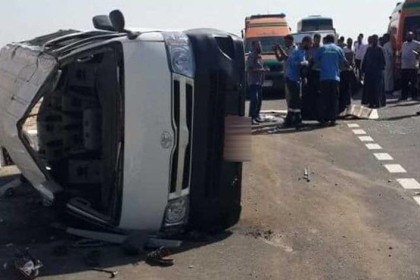 مصرع 22 شخصا وإصابة 33 آخرين بحادث سير مروع جنوب مصر