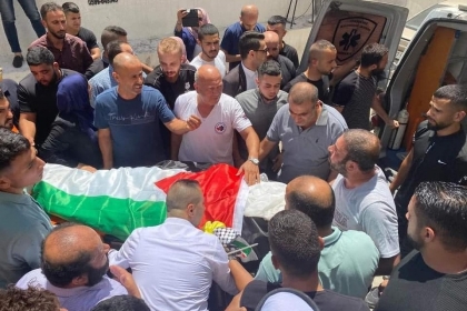 جماهير واسعة في جنين تشيع جثمان الشهيد غنام في جبع