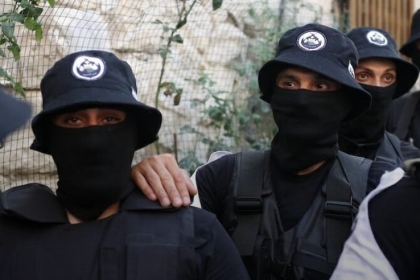 عرين الأسود يرد على محافظ نابلس بعد إسائته لأمهات شهداء فلسطين