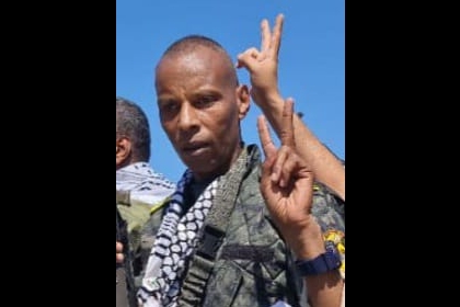 ملف الأسرى بساحة غزة يهنىء الأسير المحرر ساهر أمان بالحرية بعد 15 عاماً في الأسر