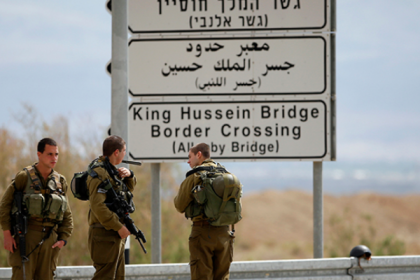 الأردن تعتقل "إسرائيليًا" وتعيده بعد الاستجواب