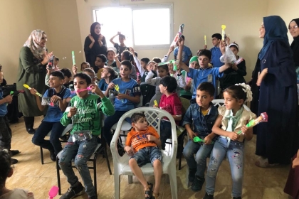 لجنة ذوي الإعاقة في مجلس المرأة بمحافظة خان يونس تنفذ يوماً ترفيهياً للأطفال