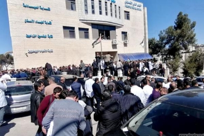 "حراك الصحفيين" يرفض قرار الرئيس بحق نقابة الأطباء ويعتبره اعتداء للحريات النقابية