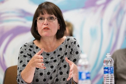 ماكولوم تطرح مجددًا مشروعها بالكونغرس لمعاقبة "إسرائيل"