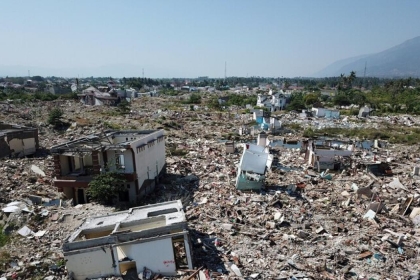 ارتفاع ضحايا زلزال اندونيسيا إلى 162 و300 مُصاب