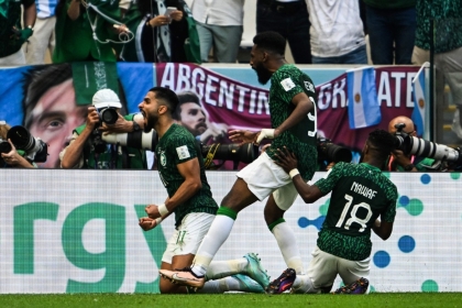 منتخب السعودية يحقق فوزاً ثميناً على منتخب الأرجنتين بهدفين لهدف
