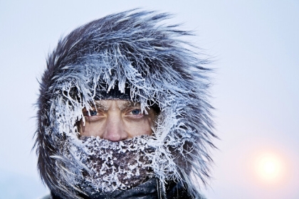 هل تضر البرودة الشديدة بالرئتين؟