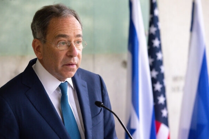 السفير الأمريكي: ما زلنا نؤيد حل الدولتين وسنعمل مع نتنياهو