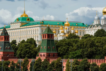 عقوبات أميركية جديدة على 200 روسي في الذكرى الأولى للحرب