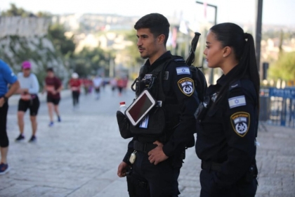 قوات الاحتلال  تغلق شوارع القدس تزامنا مع "ماراثون القدس التهويدي "