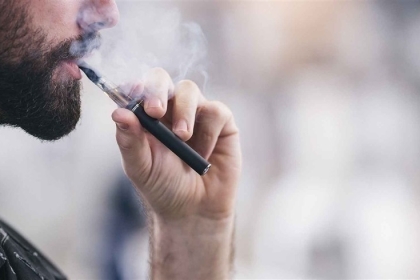 النعناع في السيجارة الإلكترونية خطر على الرئة