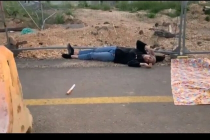 قوات الاحتلال تطلق النار على فتاة فلسطينية في الخليل