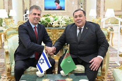 وزير الخارجية الإسرائيلي يفتتح سفارة بلاده في تركمانستان على بعد 17 كم من إيران