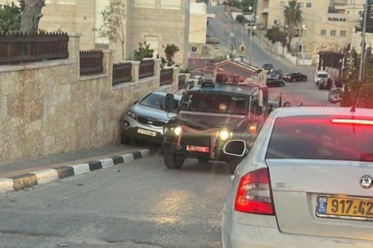 اعتقال شاب وإطلاق النار على مركبته في القدس