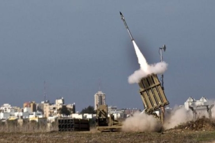 الجيش الإسرائيلي يستهدف مراصد للمقاومة شمال قطاع غزة