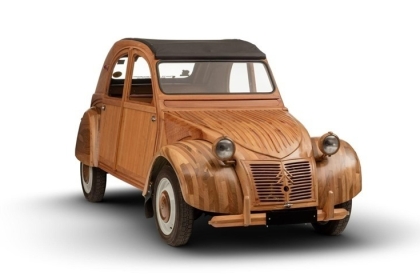 سيارة خشبية فريدة تُباع بـ200 ألف يورو..لهذا السبب؟