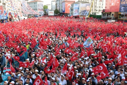 كيف حشد أردوغان وكليجدار أوغلو أنصارهما قبل موقعة الحسم؟