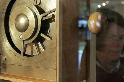 كمبيوتر عمره 2000 عام يحير العلماء