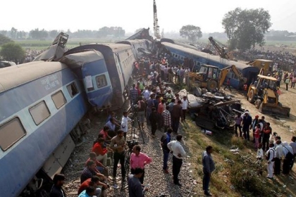 مصرع 50 شخصًا وإصابة 500 آخرين في حادث تصادم بين قطارات في الهند