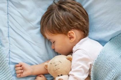 دع طفلك حتى عمر 5 سنوات يتمتع بقيلولة لهذا السبب