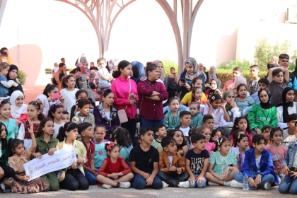 بالصور.. لجنة الزهرات والأشبال تنفذ مبادرة "كرنفال السعادة" بمشاركة كوادر من ساحة غزة