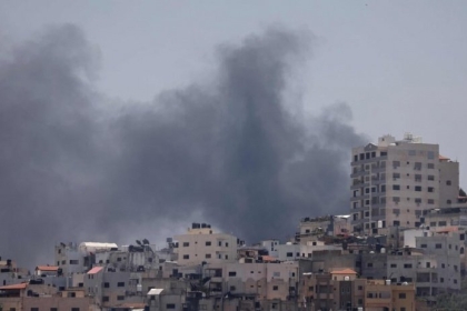 في اليوم الـ122 من العدوان: تجدد القصف المدفعي وسط وجنوب قطاع غزة