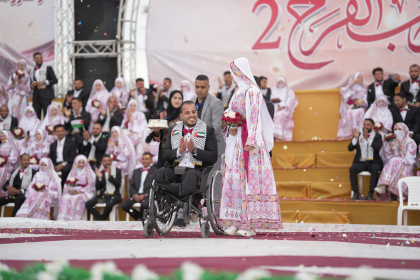 ثوب الفرح 2".. غزة تنتصر للحياة بعرس جماعي يضم 300 عريس وعروس بدعم إماراتي