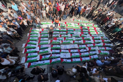 الدفاع المدني ينتشل 100 جثمان في غزة معظمهم أطفال ونساء