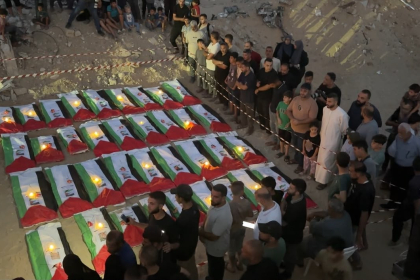 غزة تشيع 105 شهداء من مربع التاج في واحدة من أكبر مراسم التشييع بعد انتشالهم