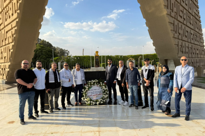 تيار الإصلاح الديمقراطي في ساحة مصر  يضع إكليلاً من الزهور على ضريح الجندي المجهول في ذكرى انتصارات أكتوبر