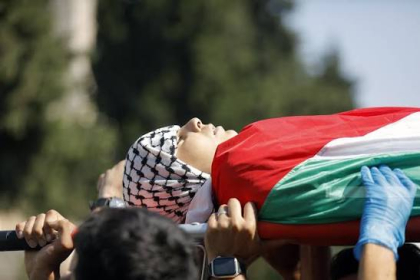 شهيد وإصابتان برصاص وقصف الاحتلال في خان يونس والزوايدة