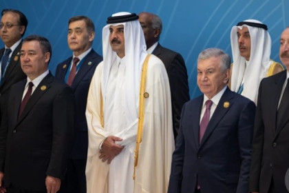 انسحاب ممثلي 5 دول من قاعة مؤتمر بأذربيجان خلال خطاب هرتسوغ.. وأمير قطر يبقى للاستماع