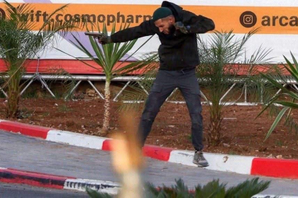 حصار وإغلاقات واسعة في الخليل عقب عملية إطلاق نار استهدفت قوات الاحتلال