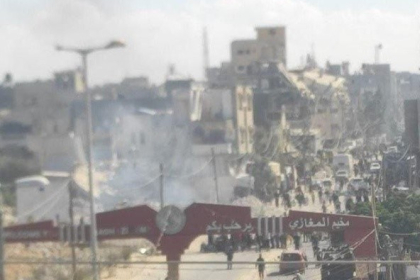 شهيدان واصابات باستهداف مركبة بمخيم المغازي وسط القطاع