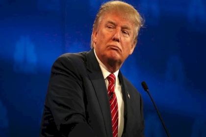 ترمب: أقنعت دولاً كثيرة بعدم استخدام "هواوي" الصينية