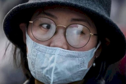 حيلة بسيطة لمنع البخار عن النظارة عند ارتداء الكمامة