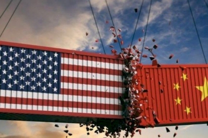 أمريكا تُضيف 11 شركة صينية إلى القائمة السوداء