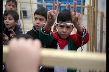 في زمن «كورونا».. أطفالٌ في سجون الاحتلال تحت رحمة «الأوبئة» و«السجان»