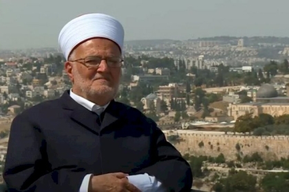 الاحتلال يقرر منع الشيخ عكرمة صبري من لقاء شخصيات بأراضي عام 48